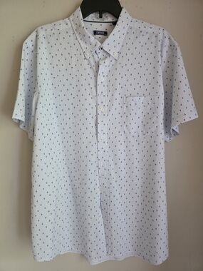 Izod White Short-Sleeve Button-Down Shirt with Navy Anchor Micro Print XL